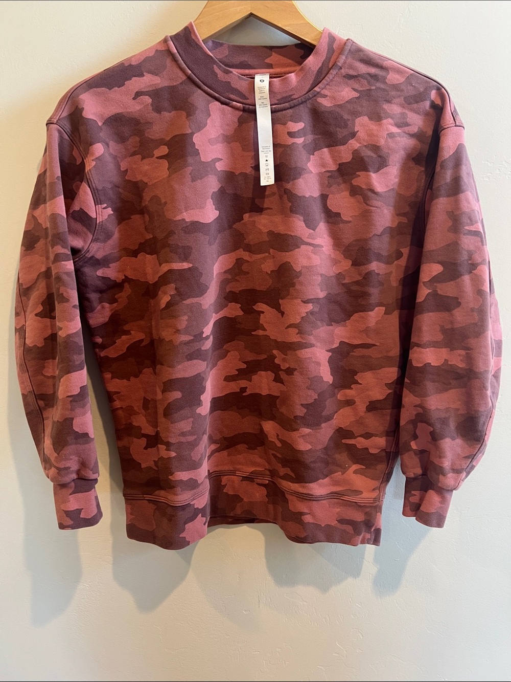 Lululemon Camouflage Crewneck Pullover